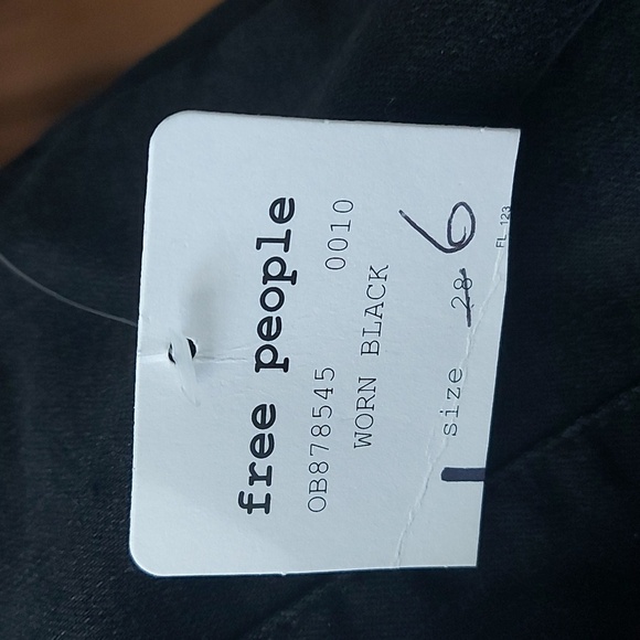 NWT Free People Slim Pull On Flare Leg Jeans Worn Black Size 28 - Picture 6 of 8